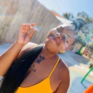 Meet your Posher, Simmyy